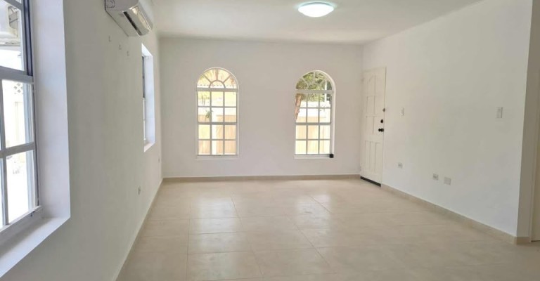 Spacious home with pool for rent