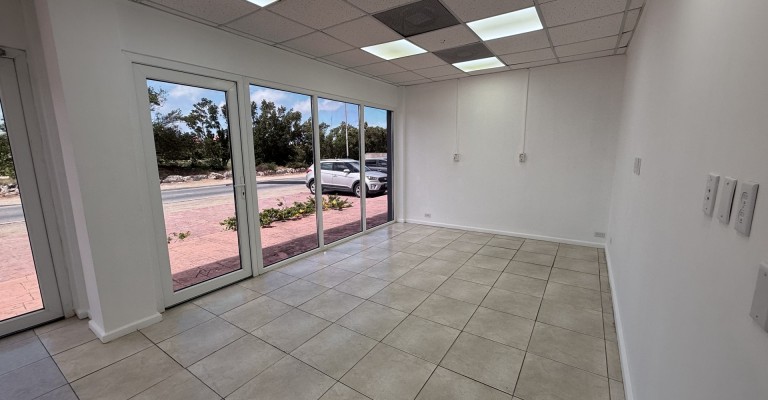 Caya Punta Brabo Commercial Unit