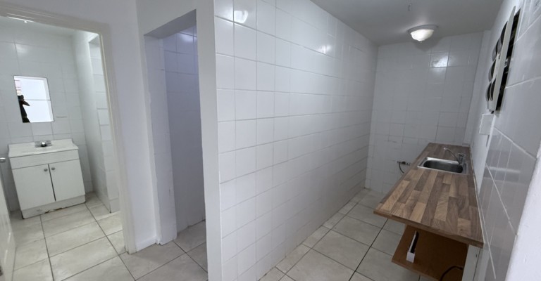 Caya Punta Brabo Commercial Unit