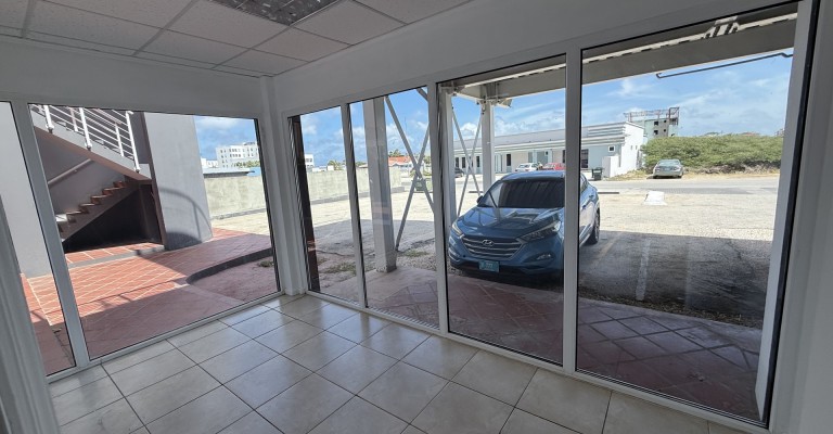 Caya Punta Brabo Commercial Unit