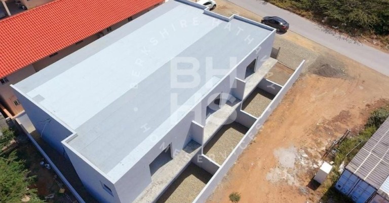 6 unit apartament complex in Tanki leendert