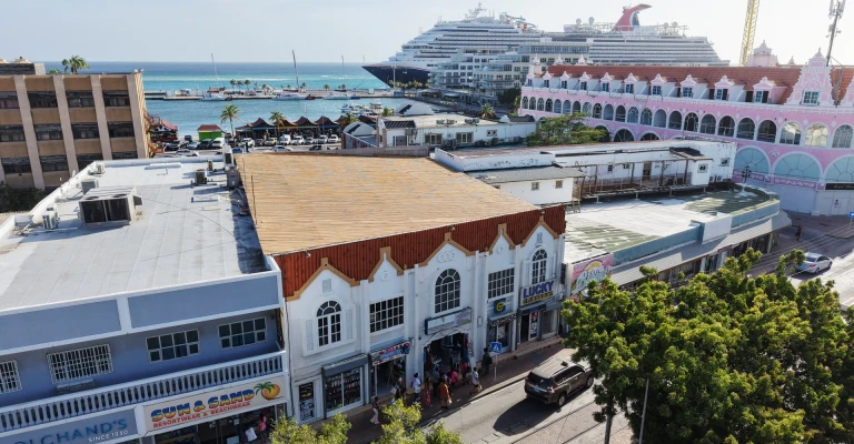 Commercial building in Oranjestad