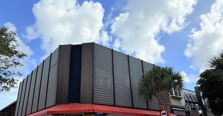 Commercial Building for Sale – Caya G. F. Betico Croes 47, Oranjestad