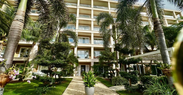 Le Vent Condo
