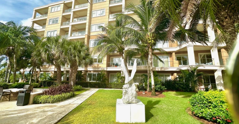 Le Vent Condo