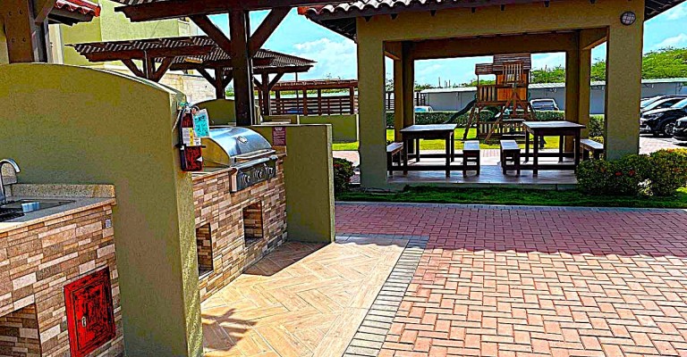 Palmaruba Condo Veronica