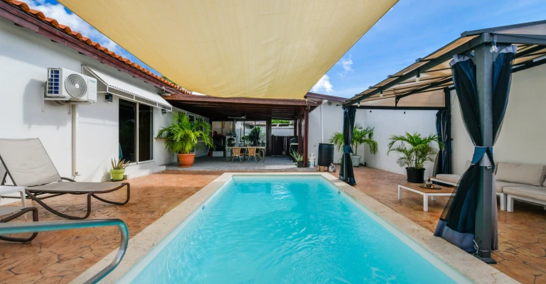 Charming Property with 2 Apartments in Tarabana Residence