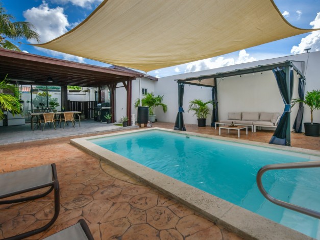 Strea 4, Tarabana Residence