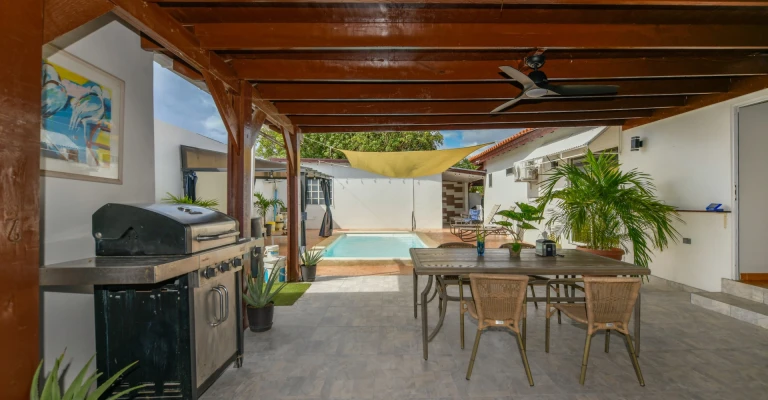 Charming Property with 2 Apartments in Tarabana Residence