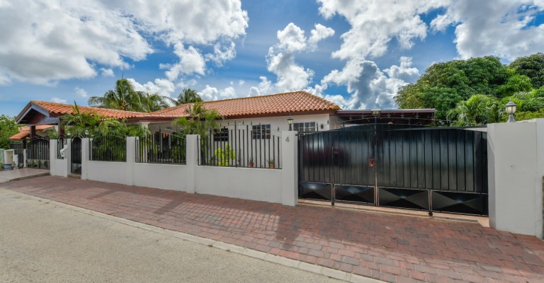 Strea 4, Tarabana Residence