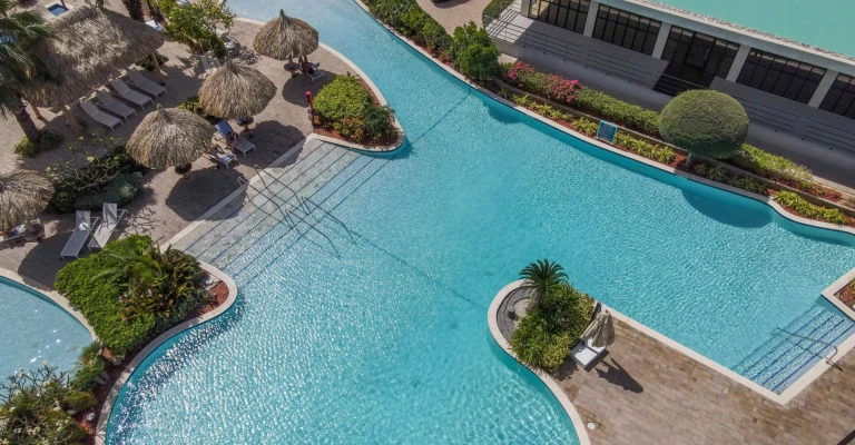Acqua Condo 221