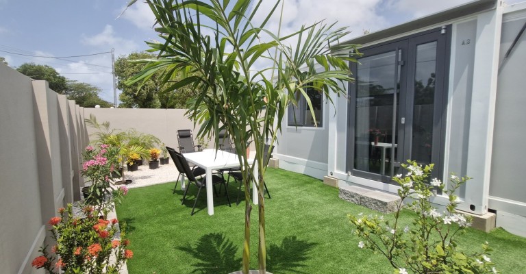 fully furnished 2 bedroom Tiny Home in Oranjestad
