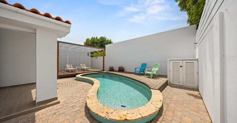 Modern 3 Bedroom Home in Opal, photo 24