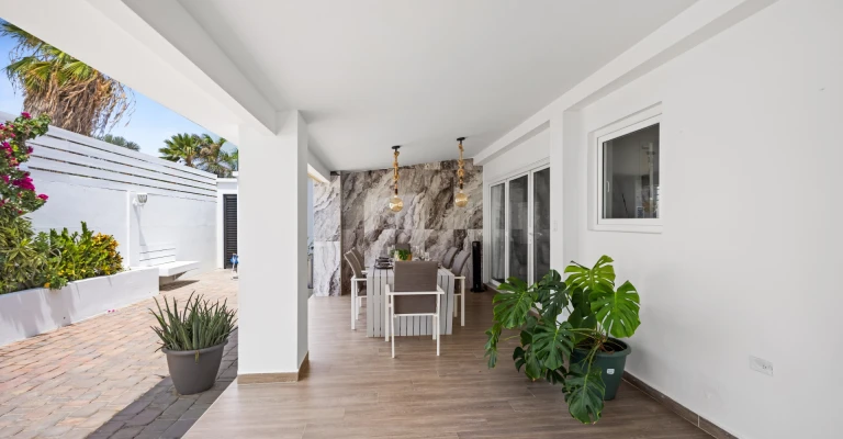 Modern 3 Bedroom Home in Opal, photo 27