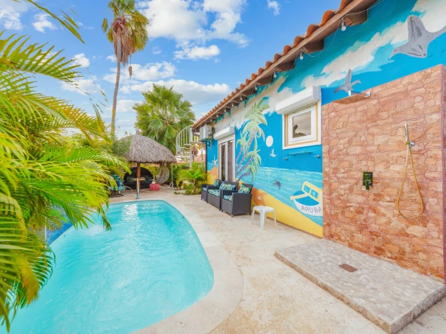 Charming Opal Home with Pool & Rooftop